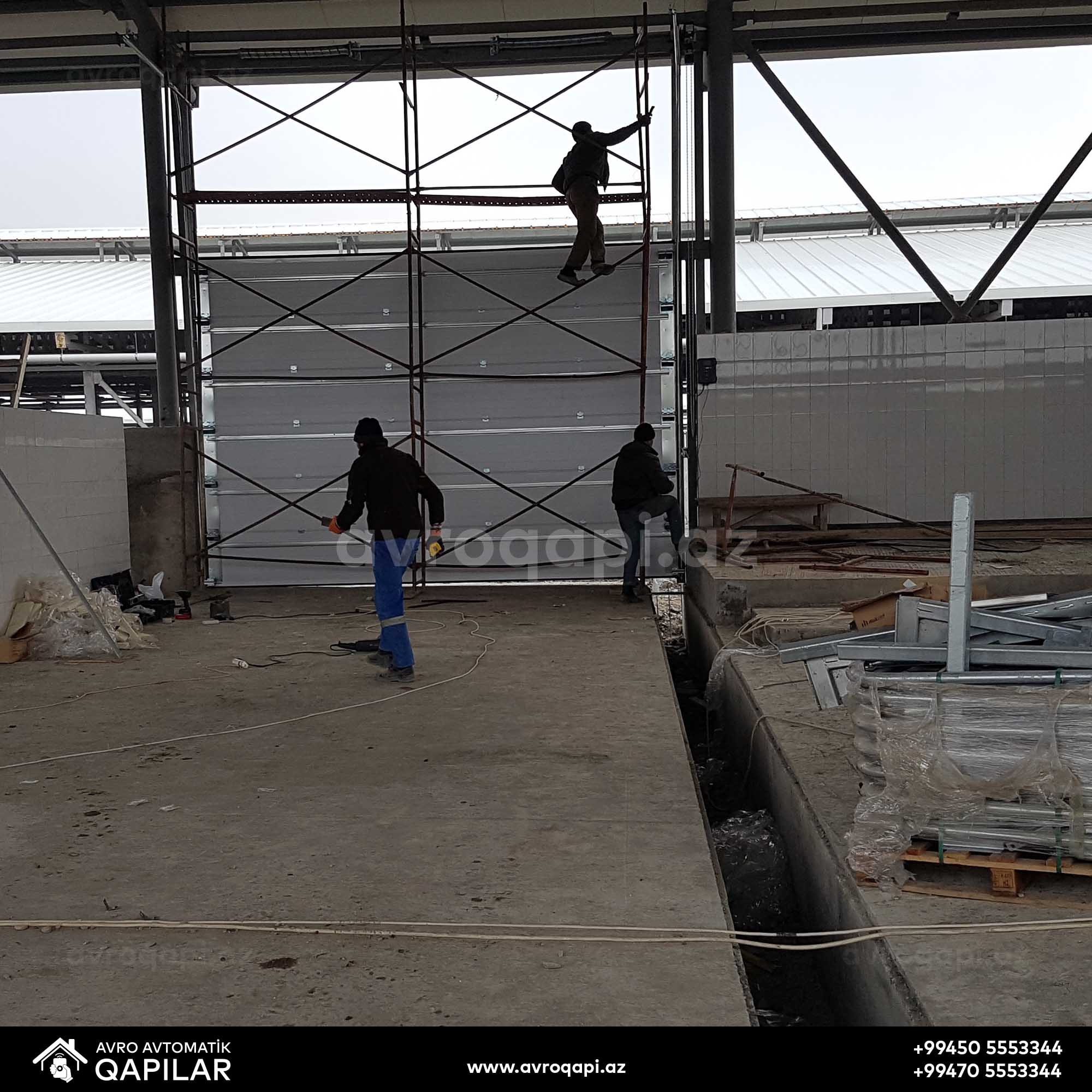 Ağsu Süd Zavodunda quraşdırdığımız Sənaye qapısı.